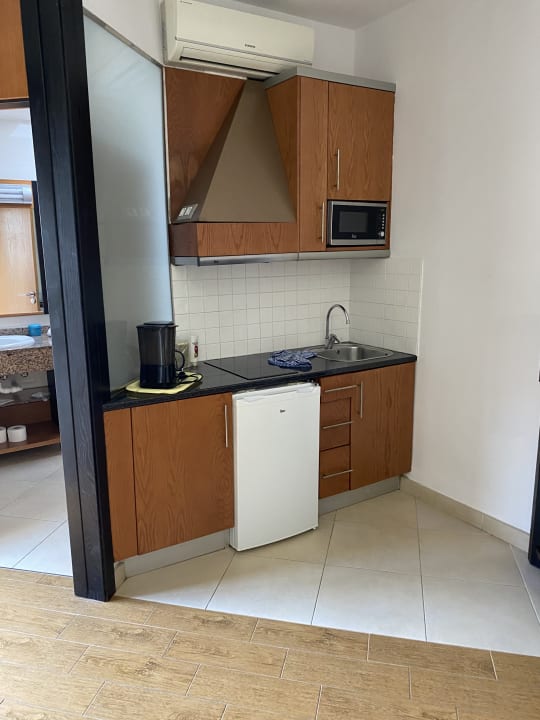 Zimmer HL Miraflor Suites Hotel