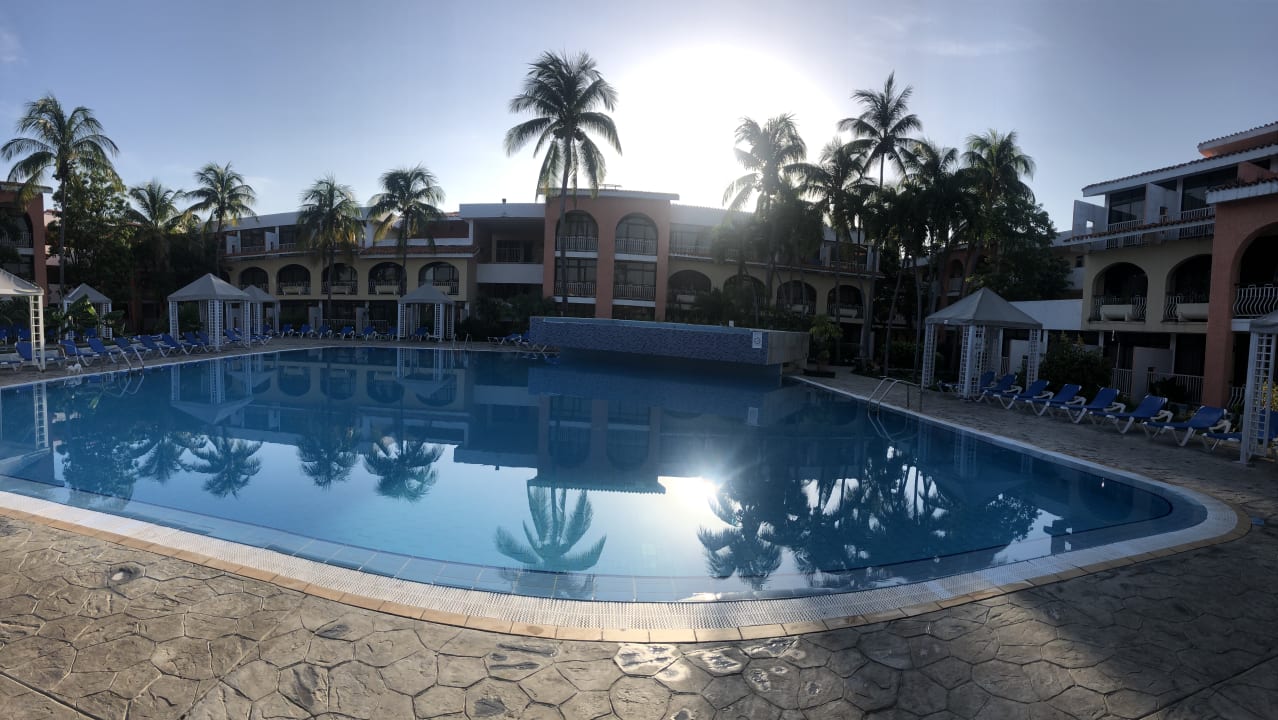 Pool Hotel Roc Barlovento