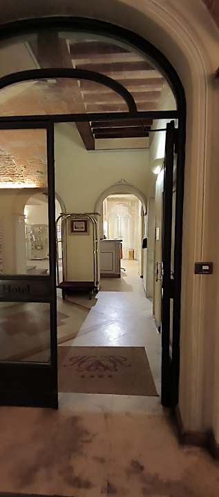 Lobby Hotel Bologna