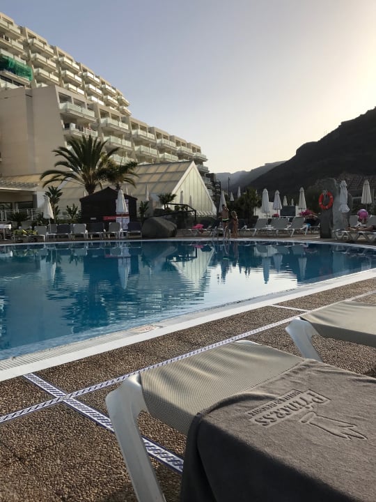 Pool Princess Taurito