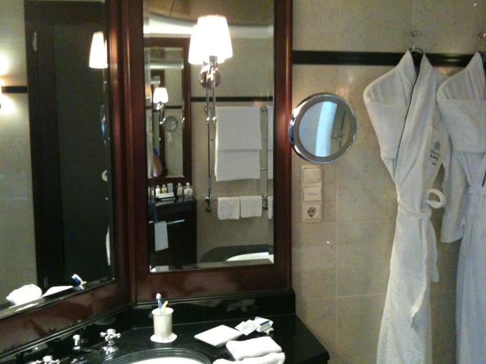 Das Bad Hotel Adlon Kempinski Berlin