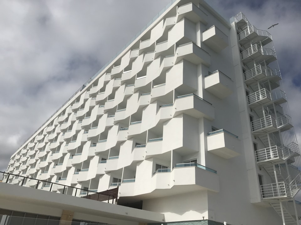 Außenansicht Globales Santa Lucia