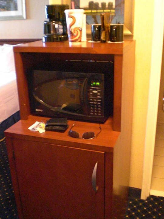 Kühlschrank und Mikrowelle Hotel Courtyard by Marriott Oxnard