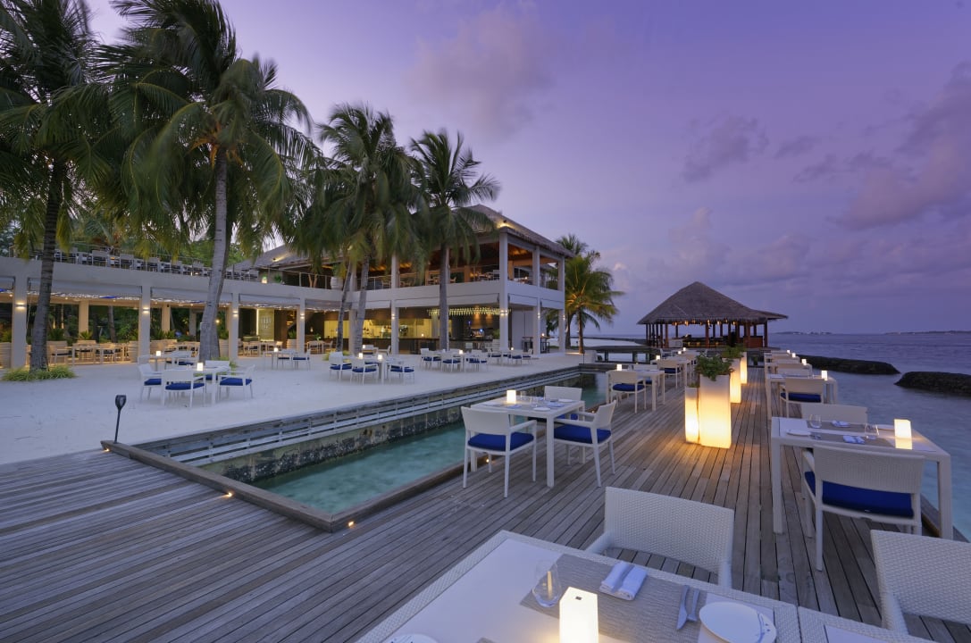 Gastro Kurumba Maldives