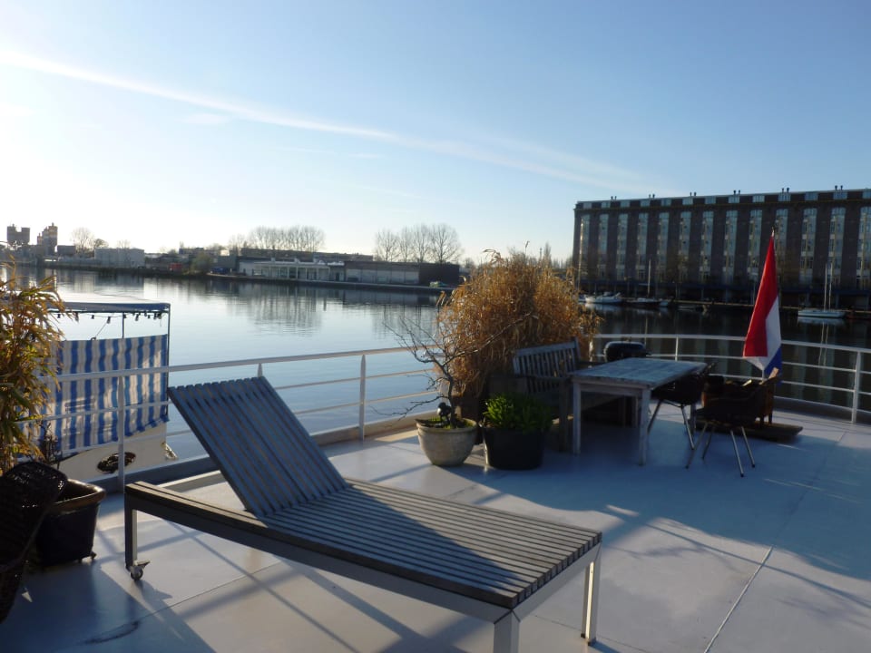 Die Terrasse der Somoya Somoya's Saloon