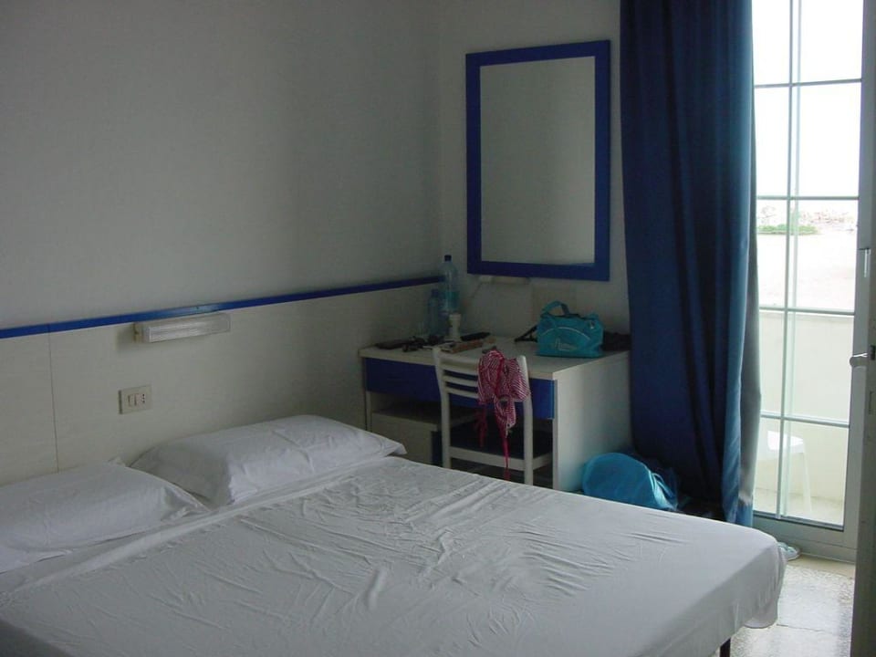 Doppelzimmer Nr. 4 im 1. Stock Hotel Serena