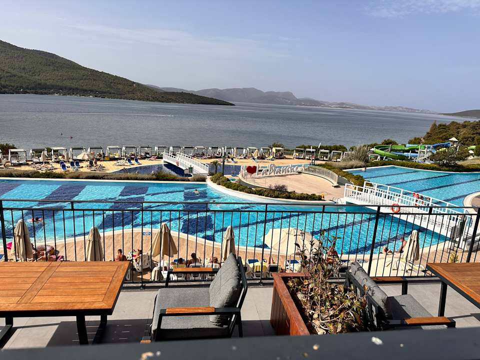 Pool La Blanche Island Bodrum