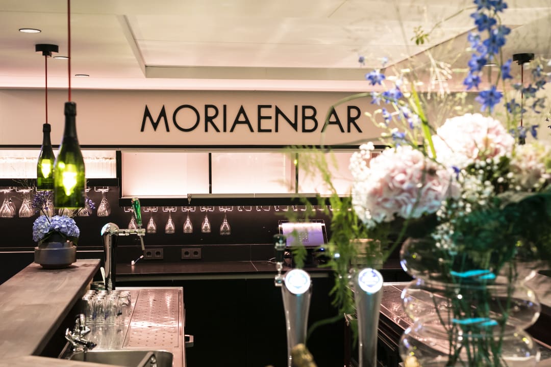 Gastro Golden Tulip Hotel Central