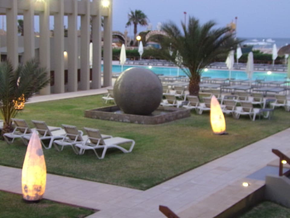 Pool Oasis Salinas Sea