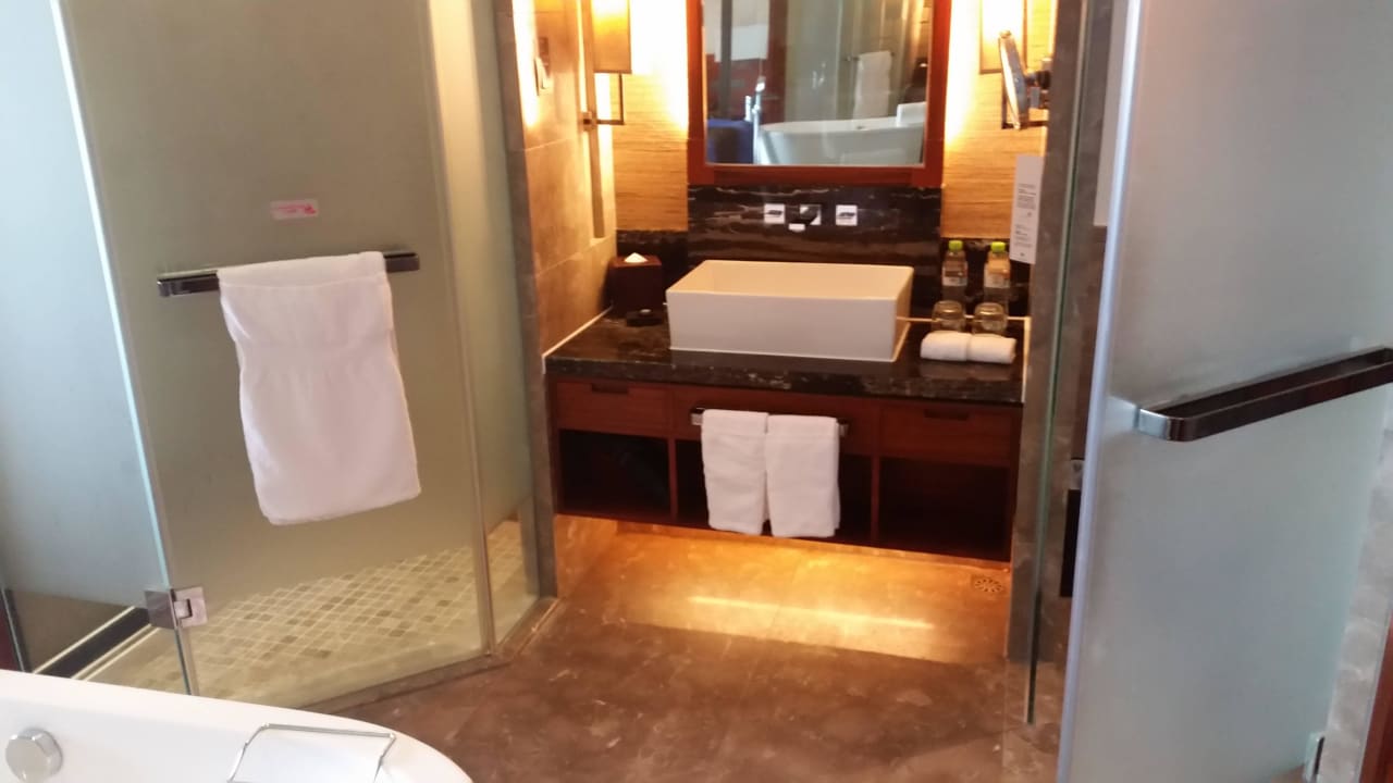 Badezimmer Hotel Pullman Oceanview Sanya Bay Resort & Spa