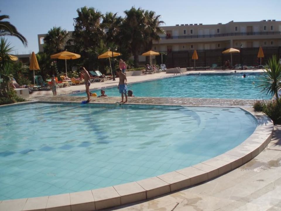 Poolansicht  Delfina Tropic Beach
