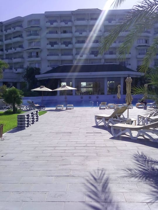 Blick von Richtung Strand auf das Hotel Iberostar Selection Royal El Mansour