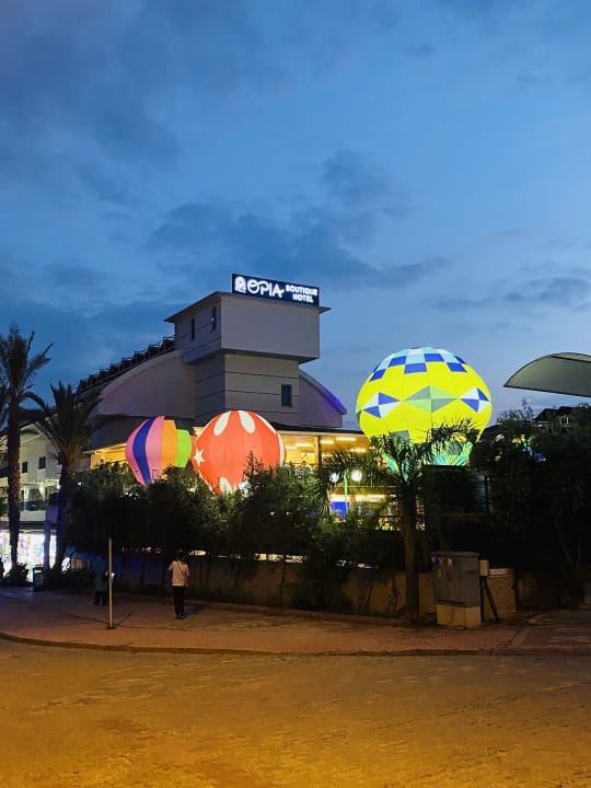 Außenansicht Opia Hotel