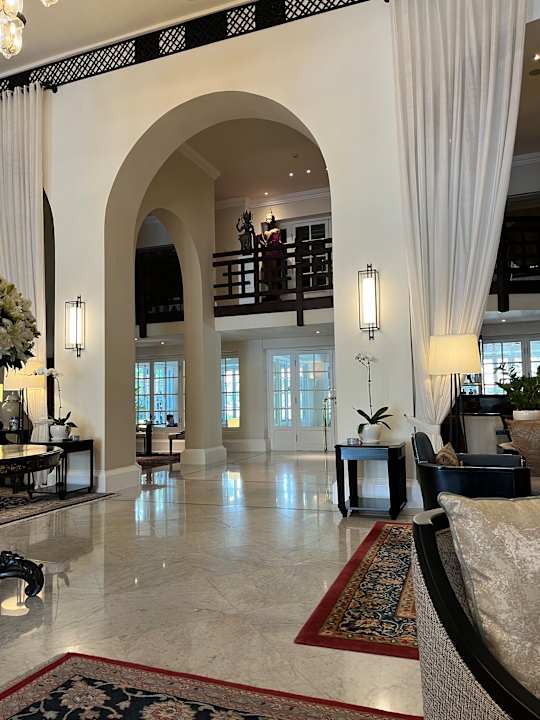 Lobby Raffles Hotel Le Royal