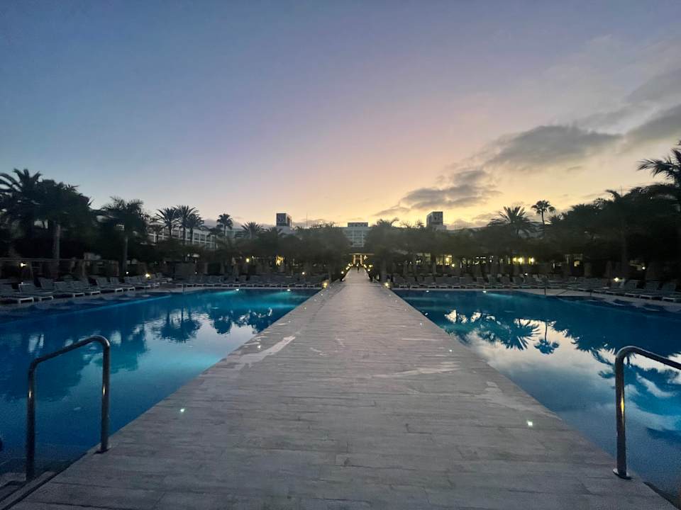 Pool Hotel Riu Palace Meloneras