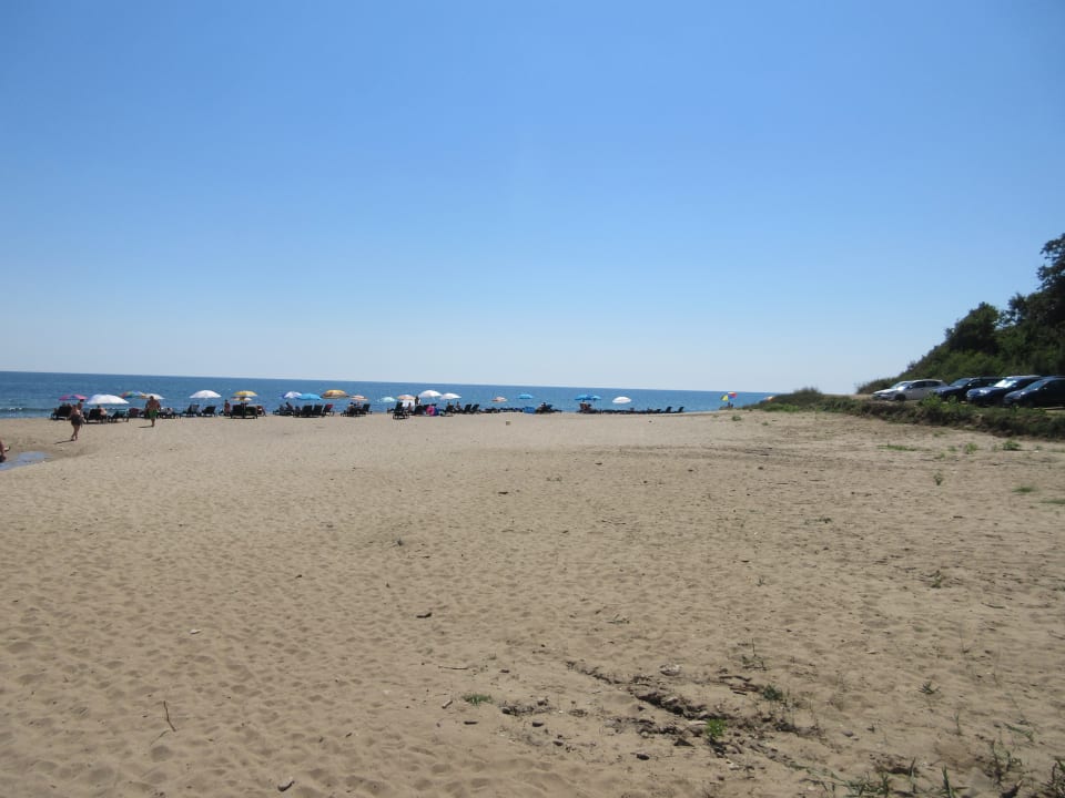 Strand Marina Sands Boutique