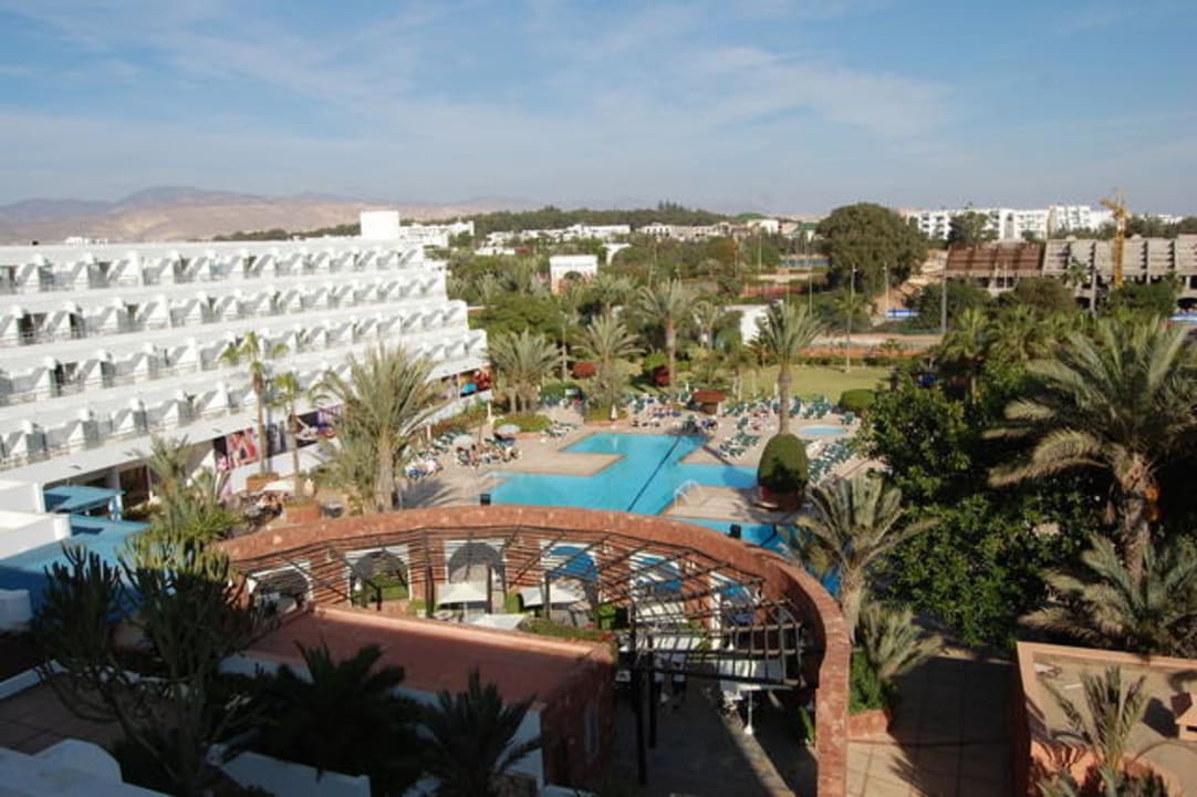 Blick auf den Pool Atlas Amadil Beach Hotel