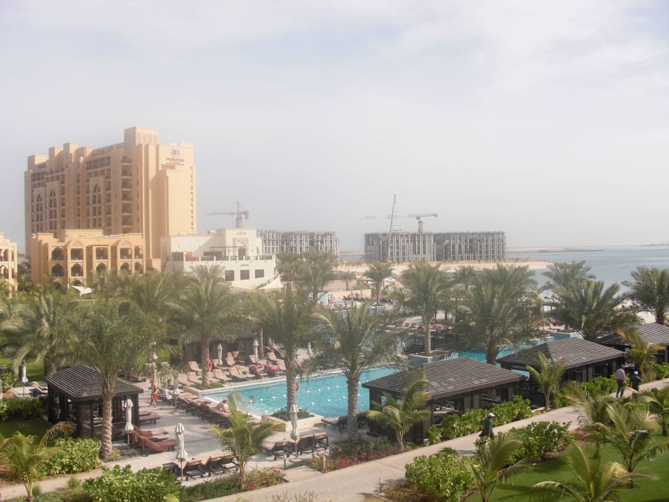 Blick von unserem Zimmer DoubleTree by Hilton Resort & Spa Marjan Island