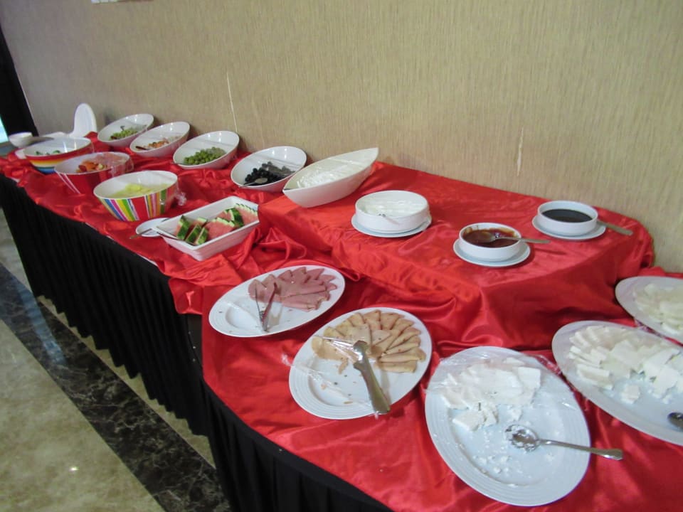 Gastro Royal Grand Suite Hotel