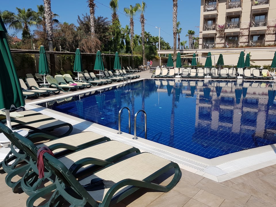 Pool Can Garden Resort