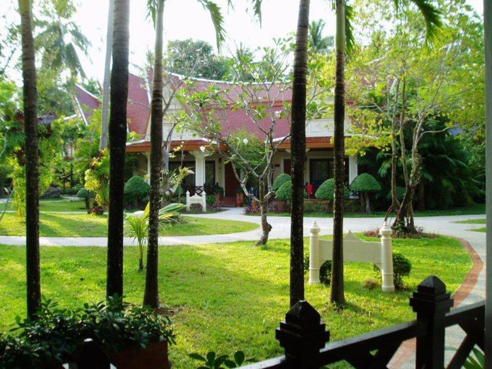 Gartenansicht Santhiya Tree Koh Chang Resort