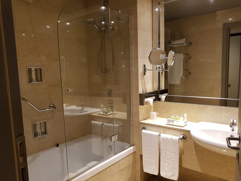 Zimmer NH Torino Lingotto Congress