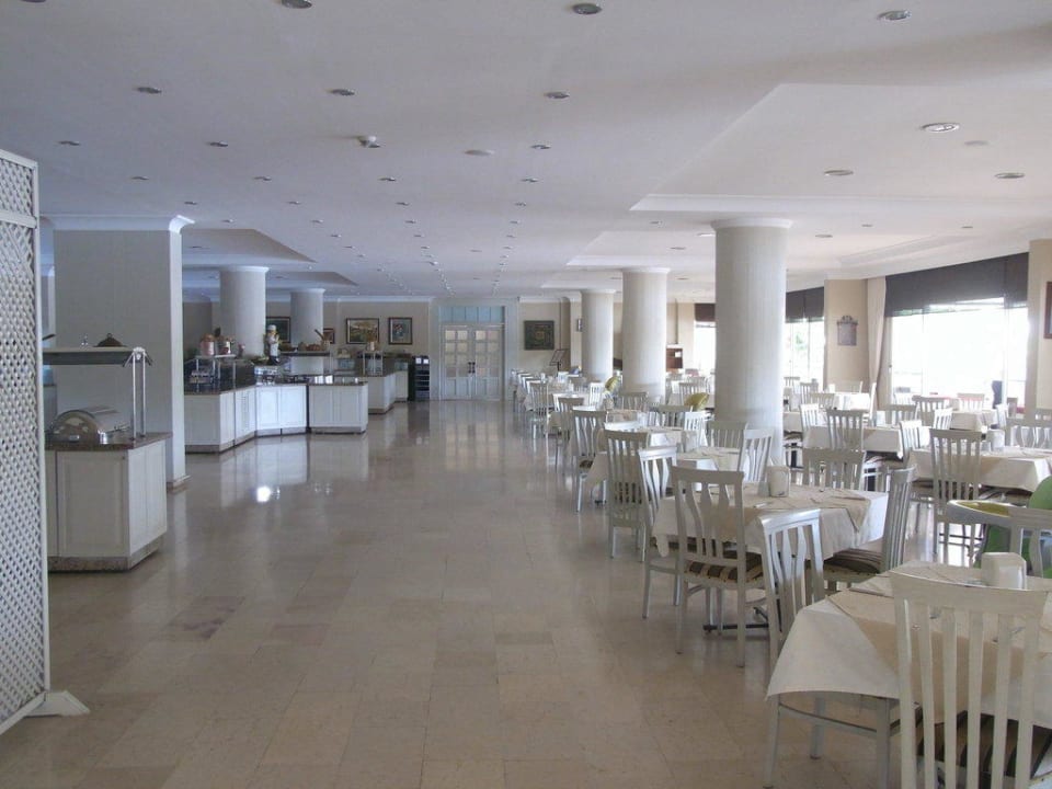 Hauptrestaurant innen Hotel Royal Garden Beach