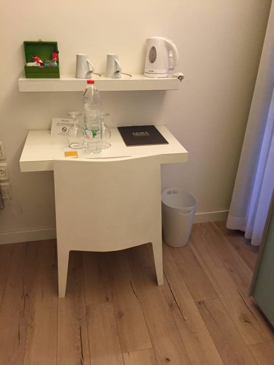 Tisch Hotel Prima City