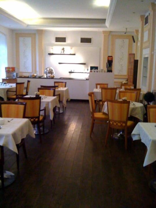 Der gemütliche und moderne Frühstücksraum Hotel Schwaiger