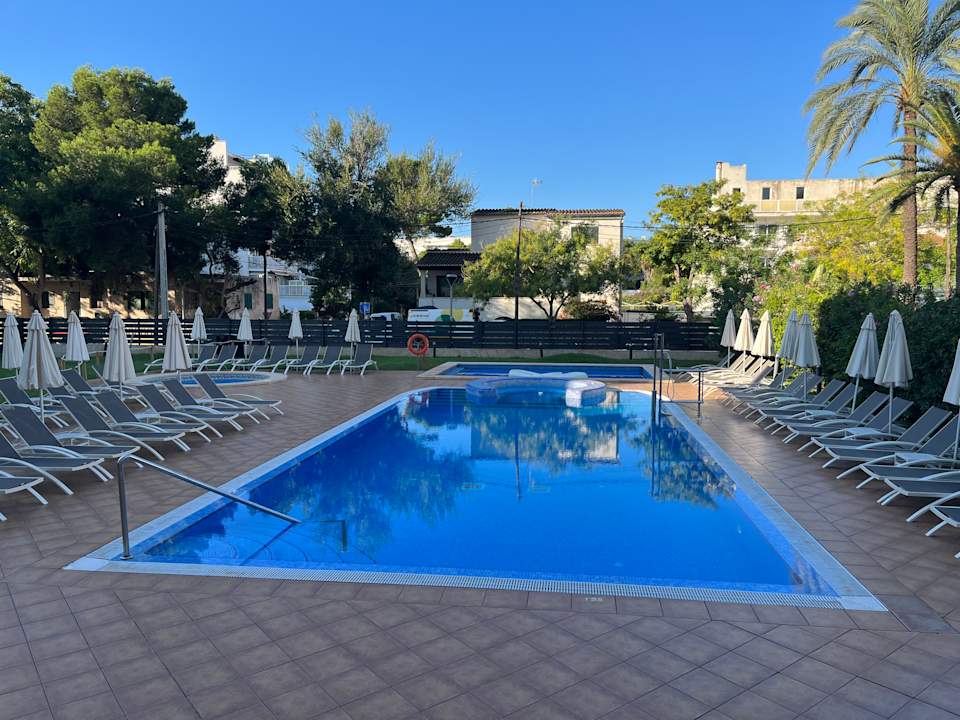 Pool Hotel Luxor