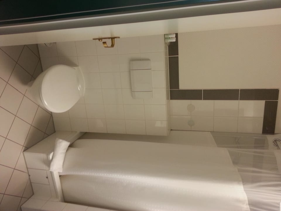 WC FOUR Essen City Centre