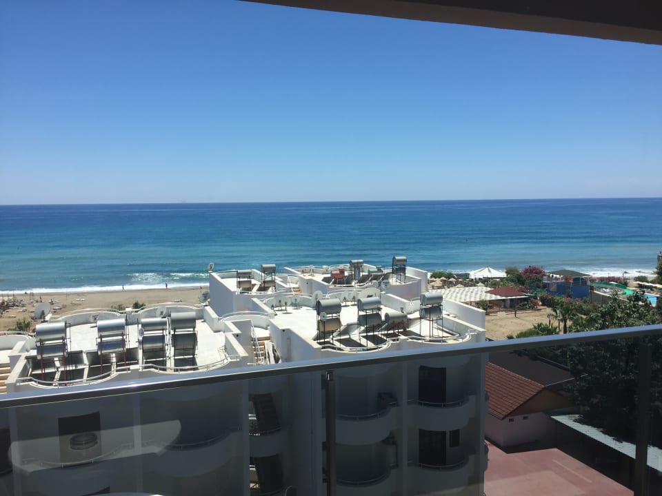 Ausblick Hotel Royal Garden Beach