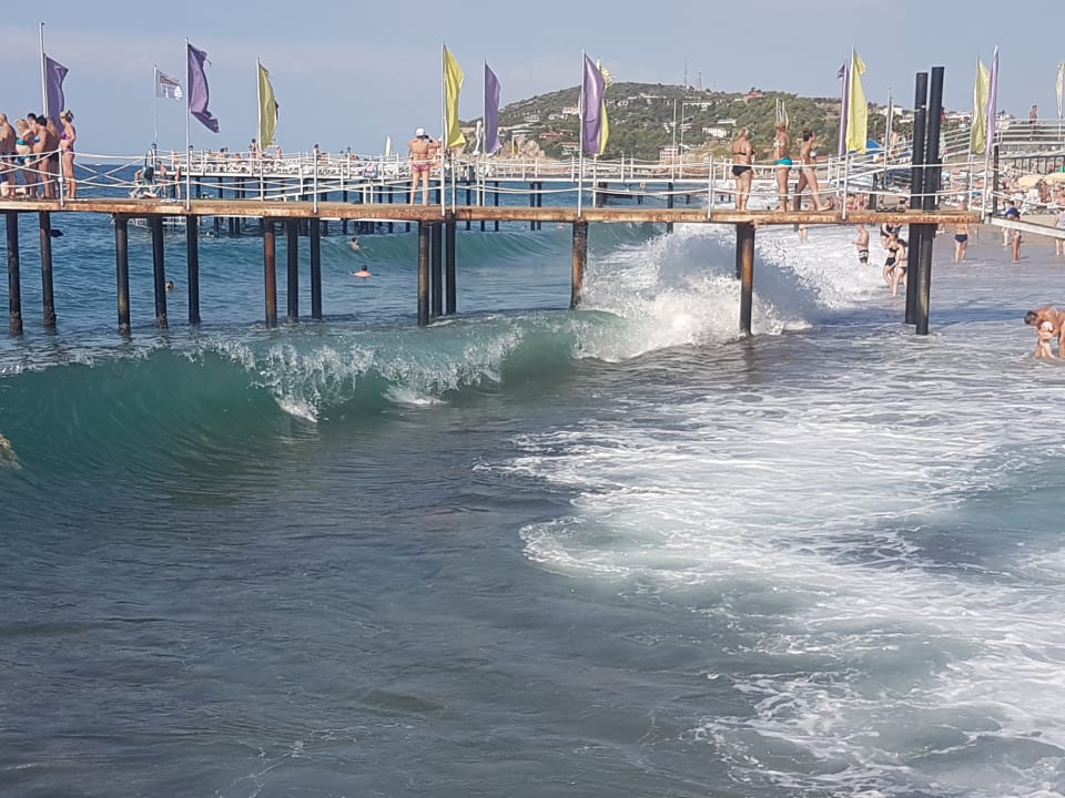 Strand Club Hotel Anjeliq