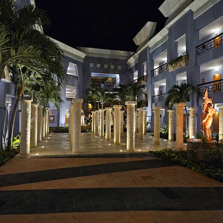 Gartenanlage Iberostar Selection Paraiso Maya Suites