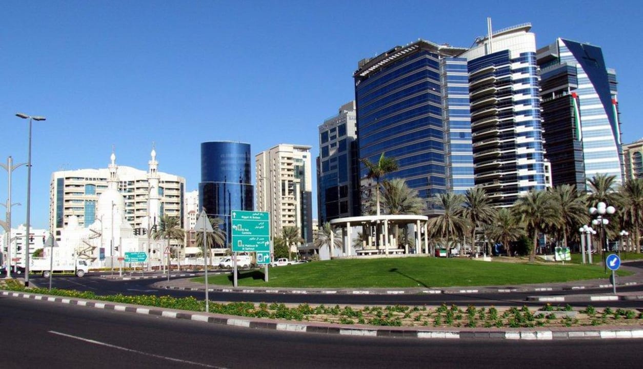 Street view Golden Sands Hotel Creek