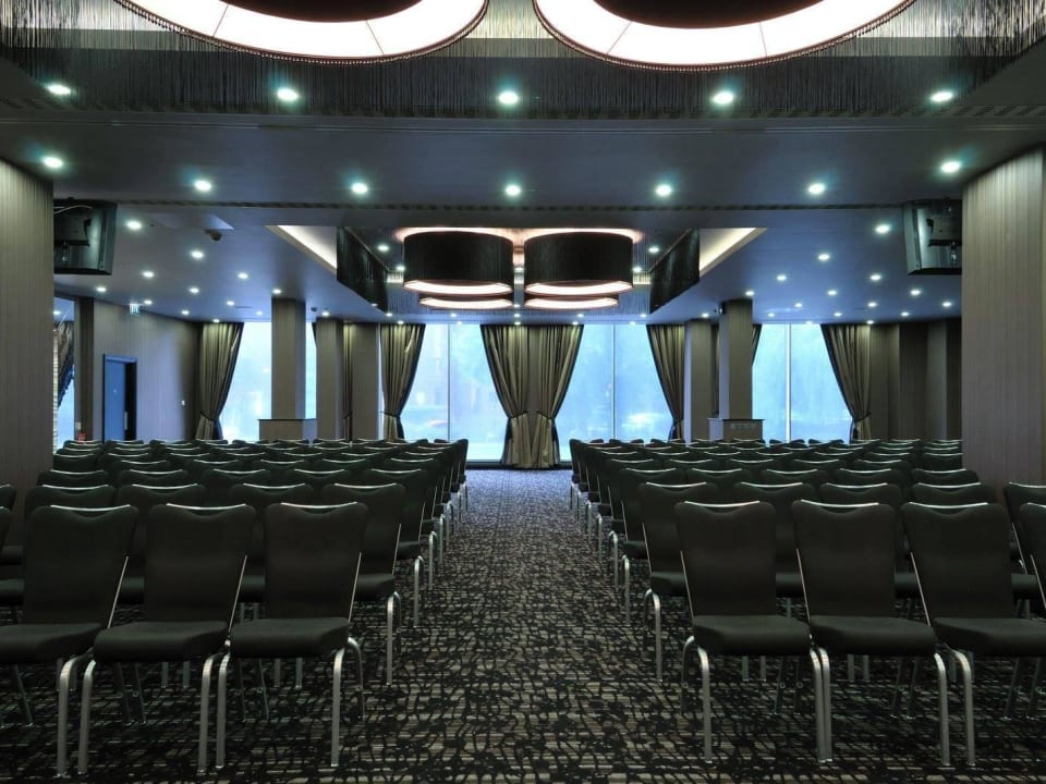 Woking Suite DoubleTree by Hilton Hotel Woking