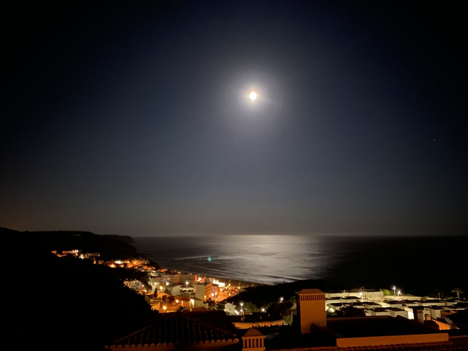 Ausblick NAU Salema Beach Village