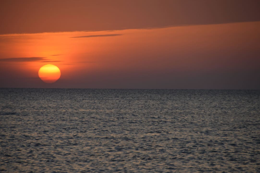 Sunrise um 5:00 Shams Prestige Abu Soma-Adults Only