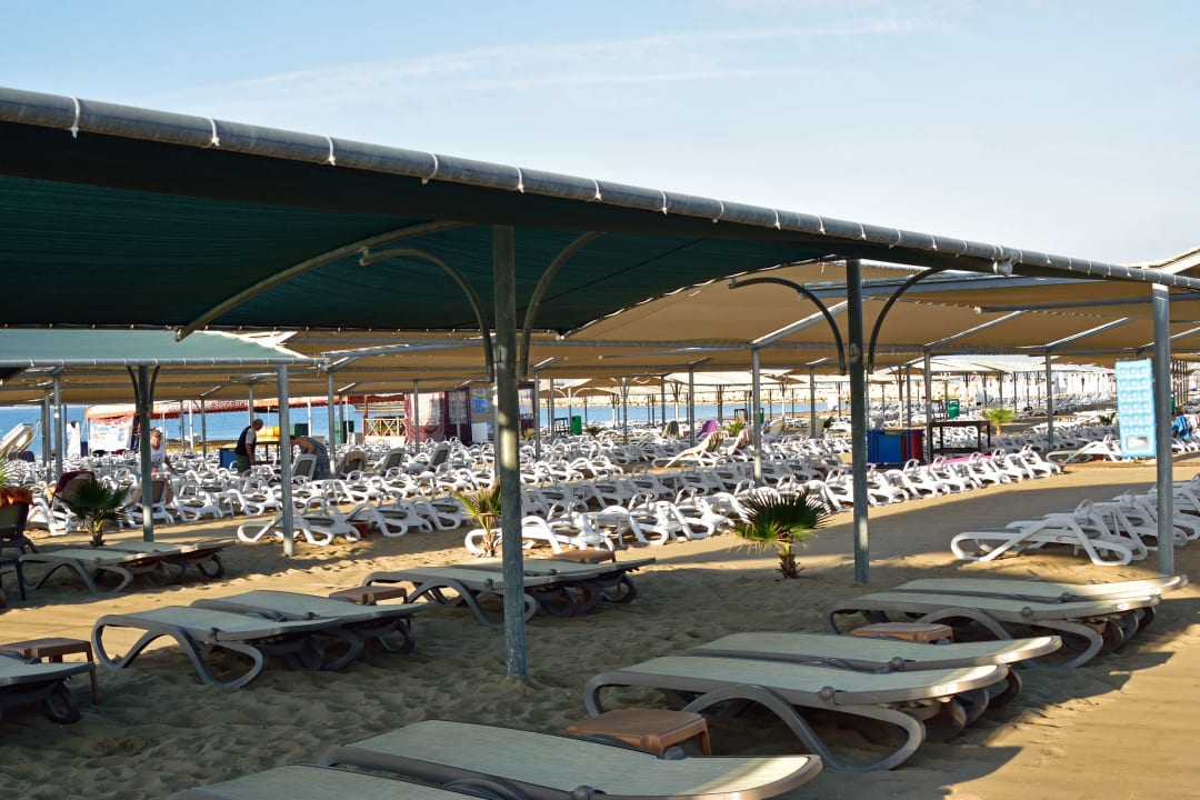 Morgens ganz Früh Port Side Resort Hotel
