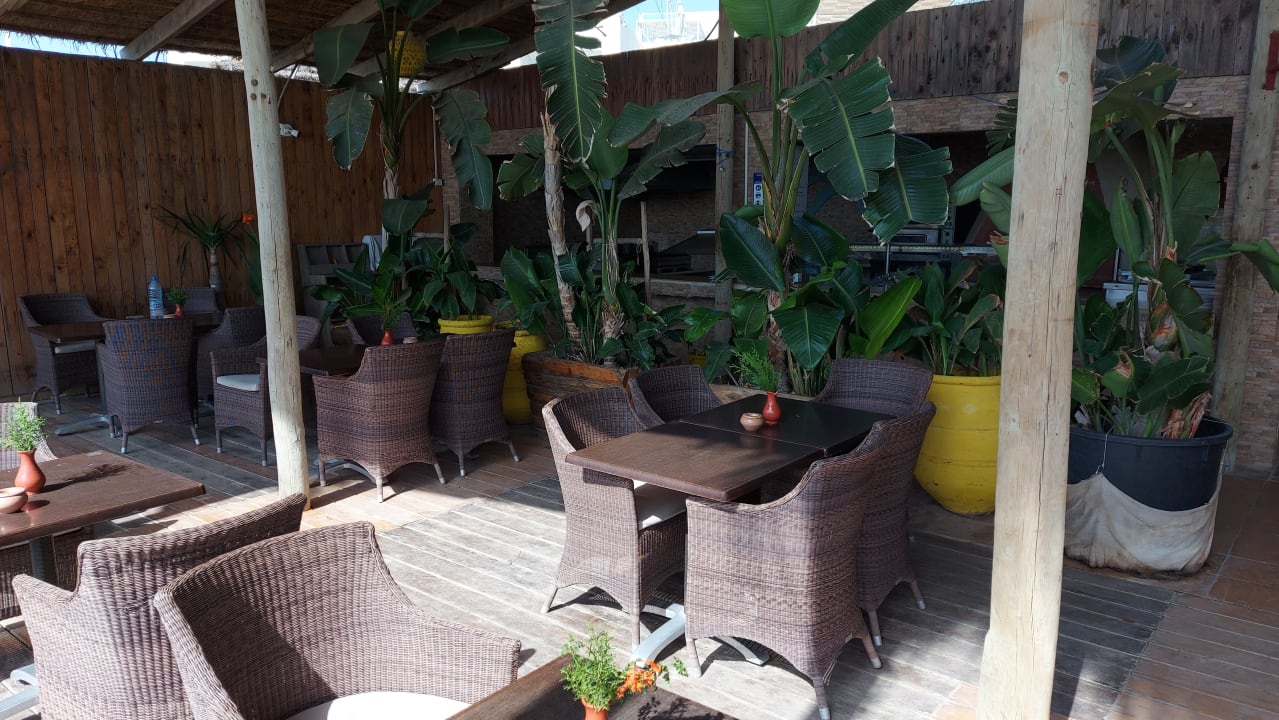 Strand Hotel Royal Nozha