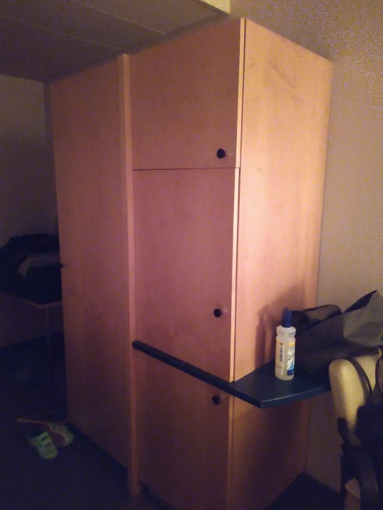 Zimmer AMEDIA Hotel Dresden Elbpromenade