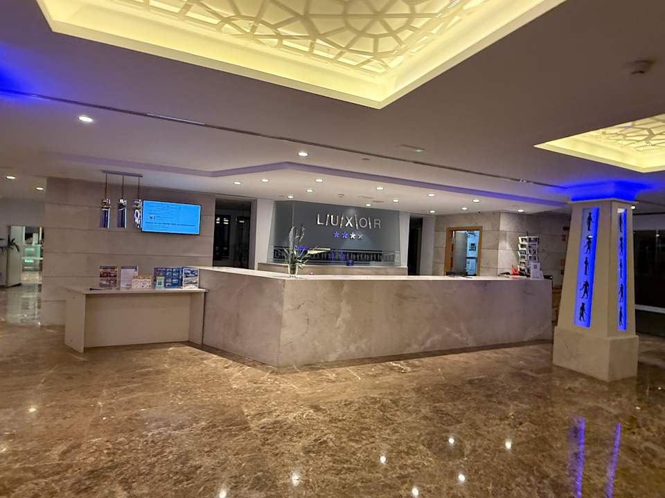 Lobby Hotel Luxor