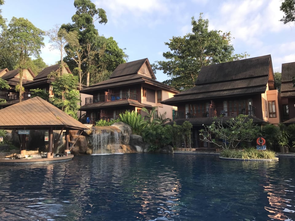 Pool Nr. 4 mit Poolbar Khao Lak Merlin Resort