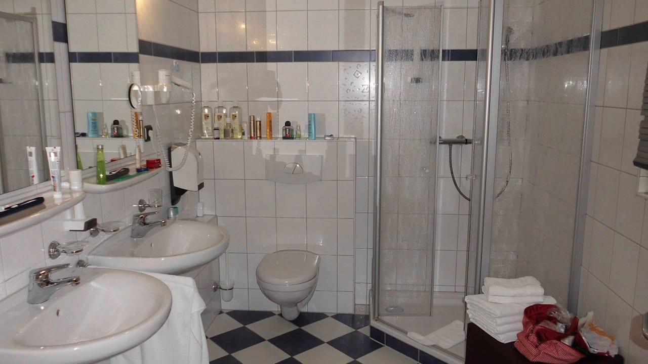 Bad in der Wald-Wellness-Suite Thula Wellnesshotel Bayerischer Wald