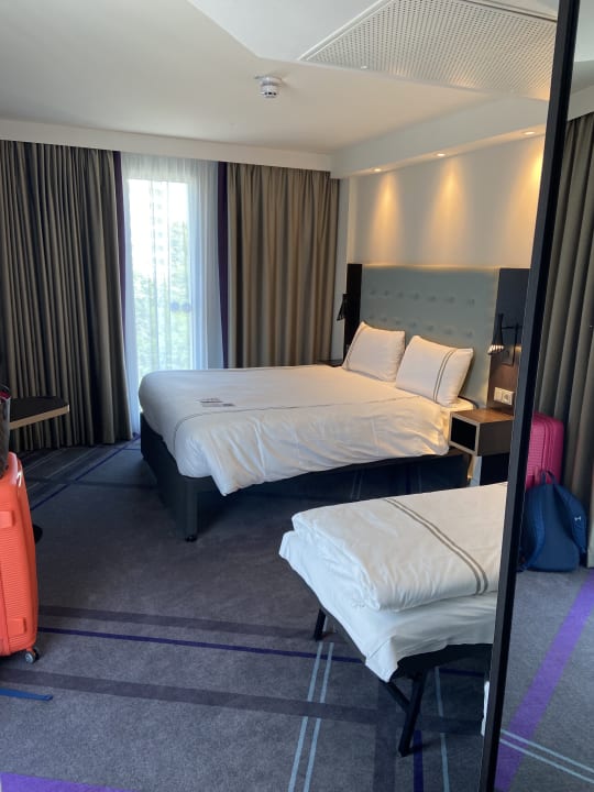 Zimmer Premier Inn Stuttgart City Centre Hotel