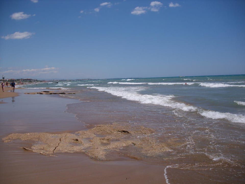 Felsen am Wasser VONRESORT Golden Beach
