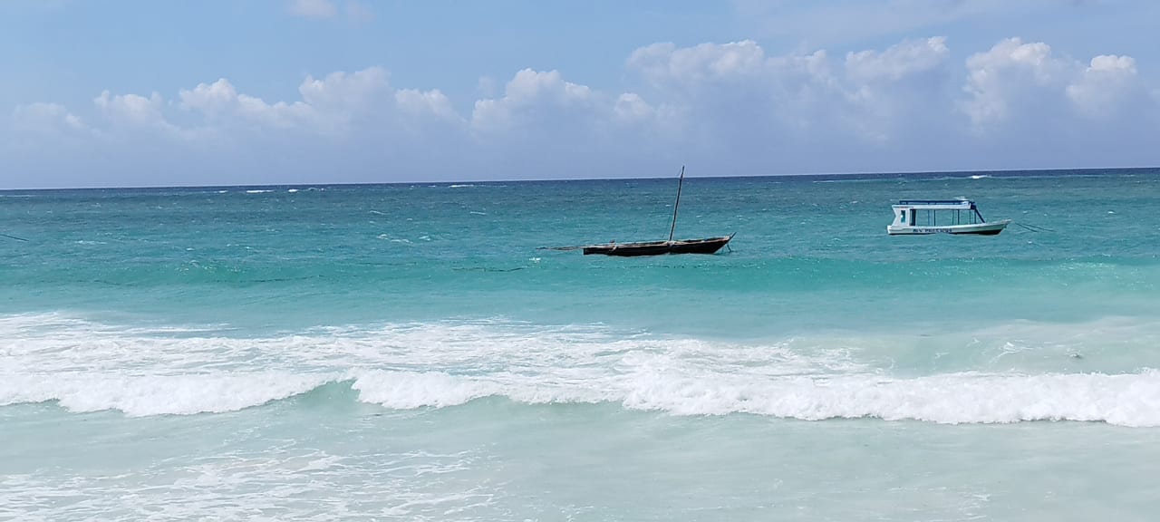 Strand Diani Sea Resort