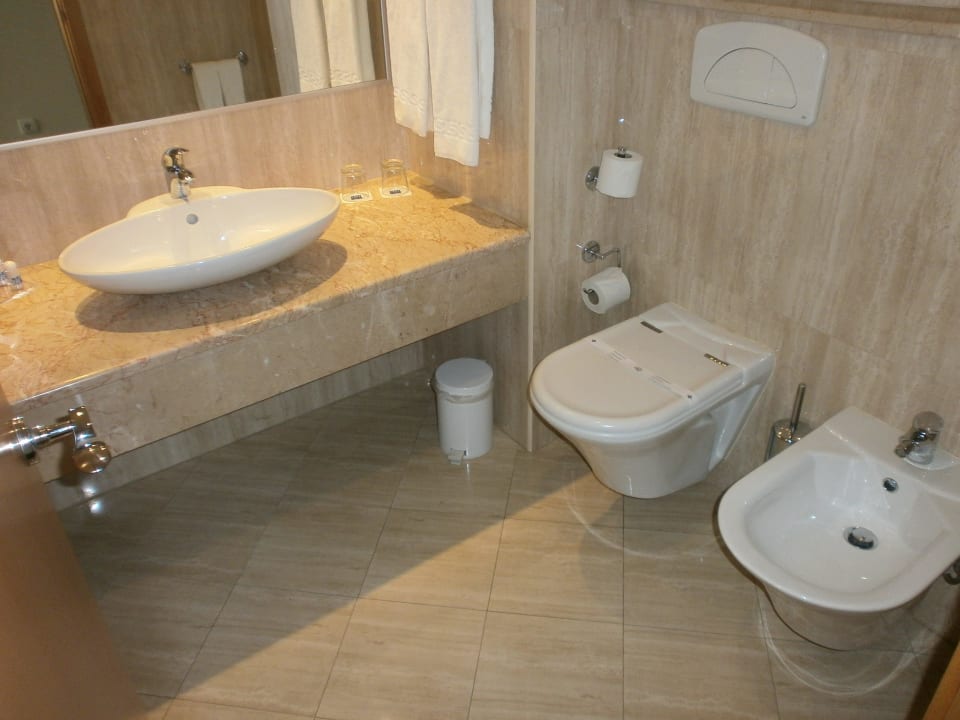 Das Bad Meliá Lisboa Oriente