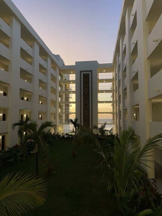 Außenansicht Hotel Riu Jambo