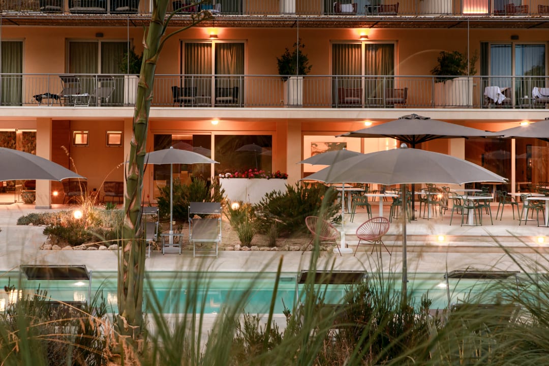 Pool Luna Minoica Suites and Apartments